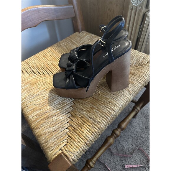 Cool Planet by Steve Madden Black Wooden Heeled 2”Platform, 9.5 M - Picture 7 of 9